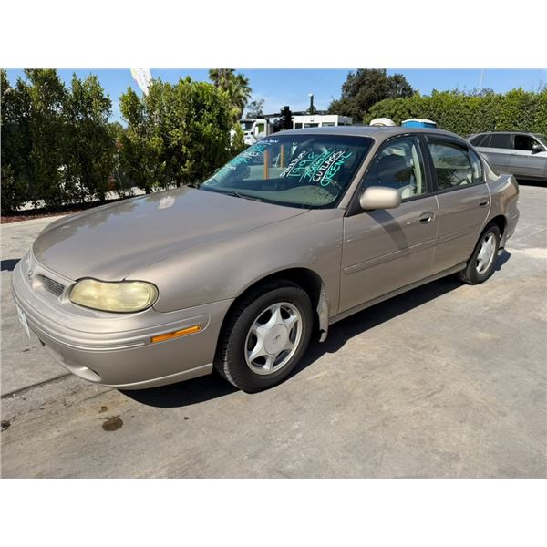 OLDS CUTLASS 1998 APP  DUP/T-DON