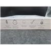Image 3 : LED Light Therapy Mask in Box, USB Charger
