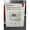 Image 2 : Honeywell RTH2300B Programmable Thermostat