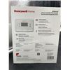 Image 3 : Honeywell RTH2300B Programmable Thermostat