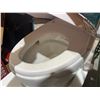 Image 4 : OVE Smart Bidet Toilet with Electronic Controls