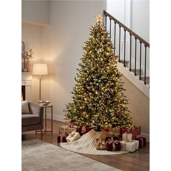7.5 ft Pre-Lit Artificial Christmas Tree