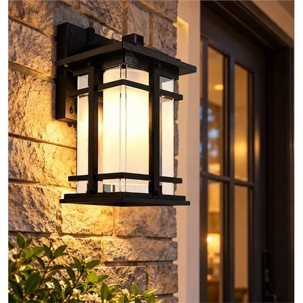 Lutec Craftsman Outdoor LED Wall Lantern