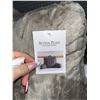 Image 4 : Sutton Place Faux Fur Backrest Pillow Grey