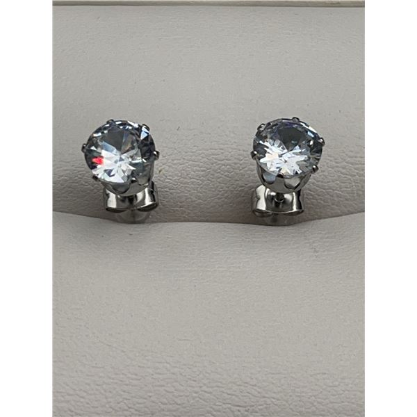2.0 Carat Solitaire Brilliant Cut Stud Earring Set