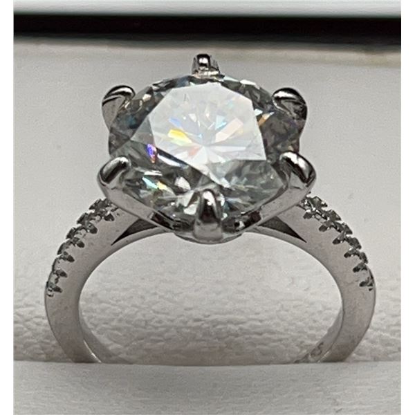 $3175 APPRAISED 5.00 CT GRA CERTIFIED ROUND BRILLIANT CUT MOISSANITE RING