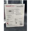 Image 3 : Honeywell RTH221B Programmable Thermostat