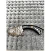 Image 3 : Damascus Curved Blade Knife With Black Handle And Sheath