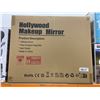 Image 2 : Hollywood Makeup Mirror 15 Bulbs with Magnifier