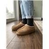 Image 1 : Tan Shearling Lined Slippers Size 10W11