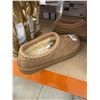 Image 3 : Tan Shearling Lined Slippers Size 10W11