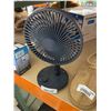 Image 6 : Lumena Table Fans Black and White Pair