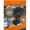 Image 7 : Lumena Table Fans Black and White Pair
