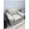 Image 2 : Off-White/Cream Real Natural Leather Armchair