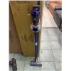 Image 1 : Dyson Cordless Stick Vacuum Cleaner