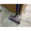 Image 5 : Dyson Cordless Stick Vacuum Cleaner