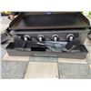 Image 4 : Blackstone 4-Burner Propane Griddle Grill