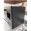 Image 3 : Samsung ME16A4021AS Over-the-Range Microwave