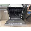 Image 4 : Frigidaire Stainless Steel Dishwasher FDPC4314AS3A