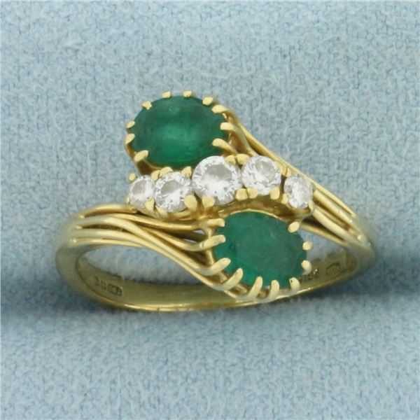 Emerald and Diamond Toi et Moi Ring in 18k Yellow Gold