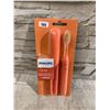Image 1 : Philips One Battery Toothbrush - Orange