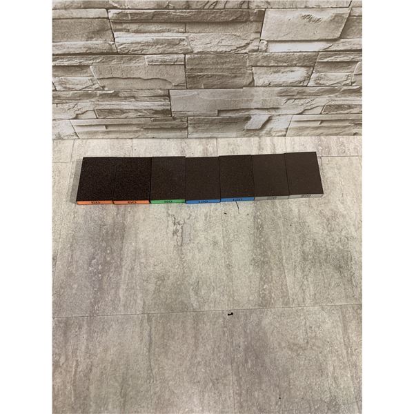 Lot Of 7 Sanding Blocks - 2 60 Grit - 1 80 Grit - 2 120 Grit - 2 220 Grit