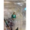 Image 4 : Captain Marvel Action Figure