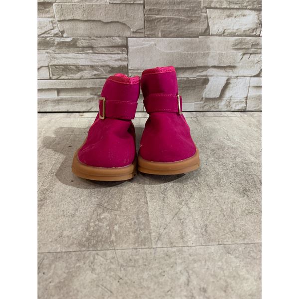 Kid's Pink Boots With Fuzz Inside