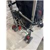 Image 8 : MACLAREN Umbrella Stroller