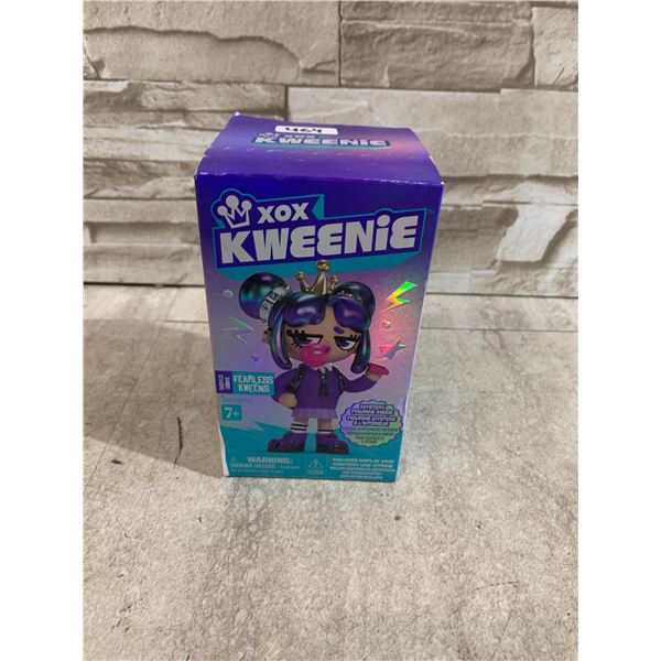 XOX Kweenie Fearless Mystery Figure