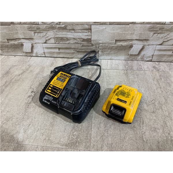 DeWalt DCB115 12V/20V MAX Lithium Ion Battery Charger - Includes Battery