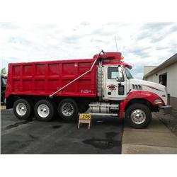 2007 Mack Granite tri-axle dump