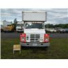 Image 2 : 1988 Int'l van truck