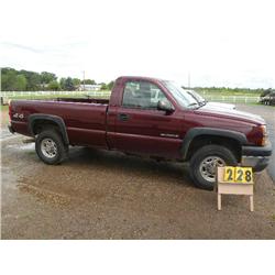2003 Chev 2500 HD 4 X 4