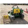 Image 2 : John Deere 657