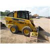 Image 2 : John Deere 325