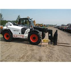 Bobcat V-638 versa handler