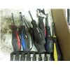 Image 2 : box of assorted nut drivers