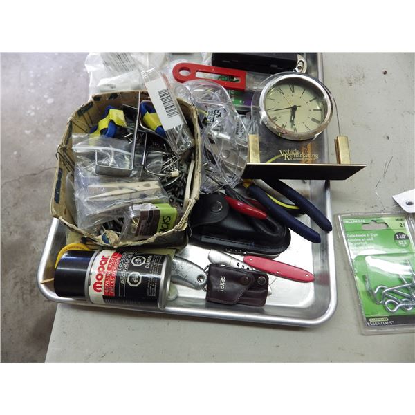 Lot with gate hooks, pliers, knives, etc on metal tray