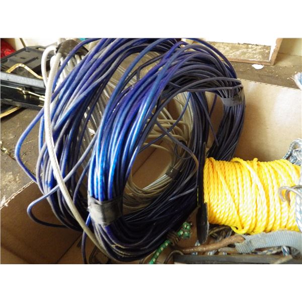 rope   , Tarp straps , clothesline