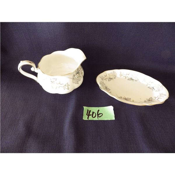 Royal Albert " Silver Maple " Bone China gravey boat & smalll tray