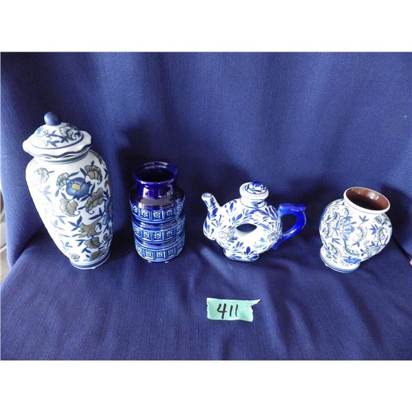 lot of 4 blue floral vases etc
