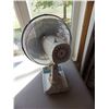 Image 3 : windmere 12 inch oscillating fan