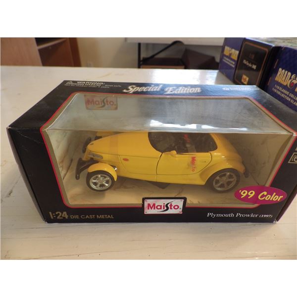 Collectible Masisto  -  Plymouth Prowler (1997)  Die cast 1/24" scale model inbox