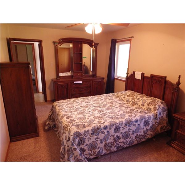 Sklar-Peppler Bedroom Suite w/ Queen bed, end table, dresser w/ mirror and high boy armoire