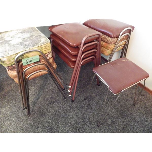 Stacking stools