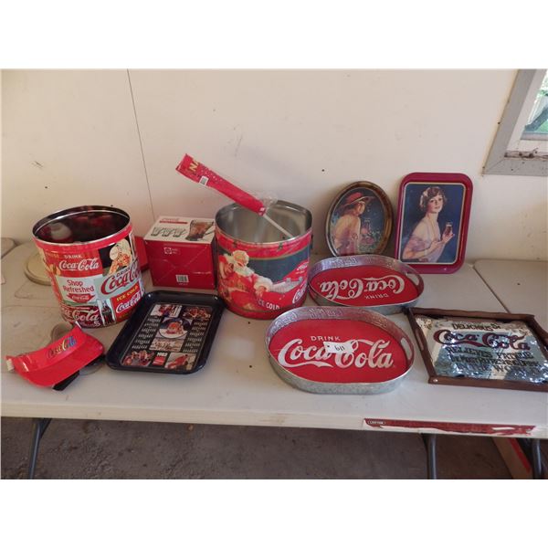 lot of Coca Cola memorabilia