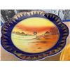 Image 3 : Lot: Painted Pedestal Dish, Amber Glass Bowl, Blue Ceramic Candle Holder