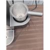 Image 4 : Keurig Single Serve Coffee Maker with Milk Frother, Grey, Includes Water Reservoir