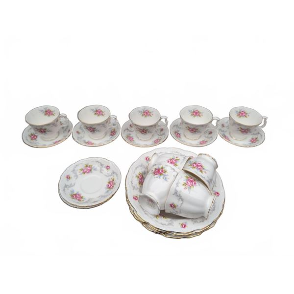 Royal Albert Bone China Tranquillity Tea Set, England, 5 Cups & Saucers, Plates